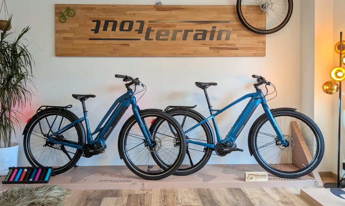 Tout Terrain Appia Select (Mixte) 6.2 – Ozeanblau metallic Tout Terrain Appia Select (Mixte) 6.2 – Ozeanblau metallic